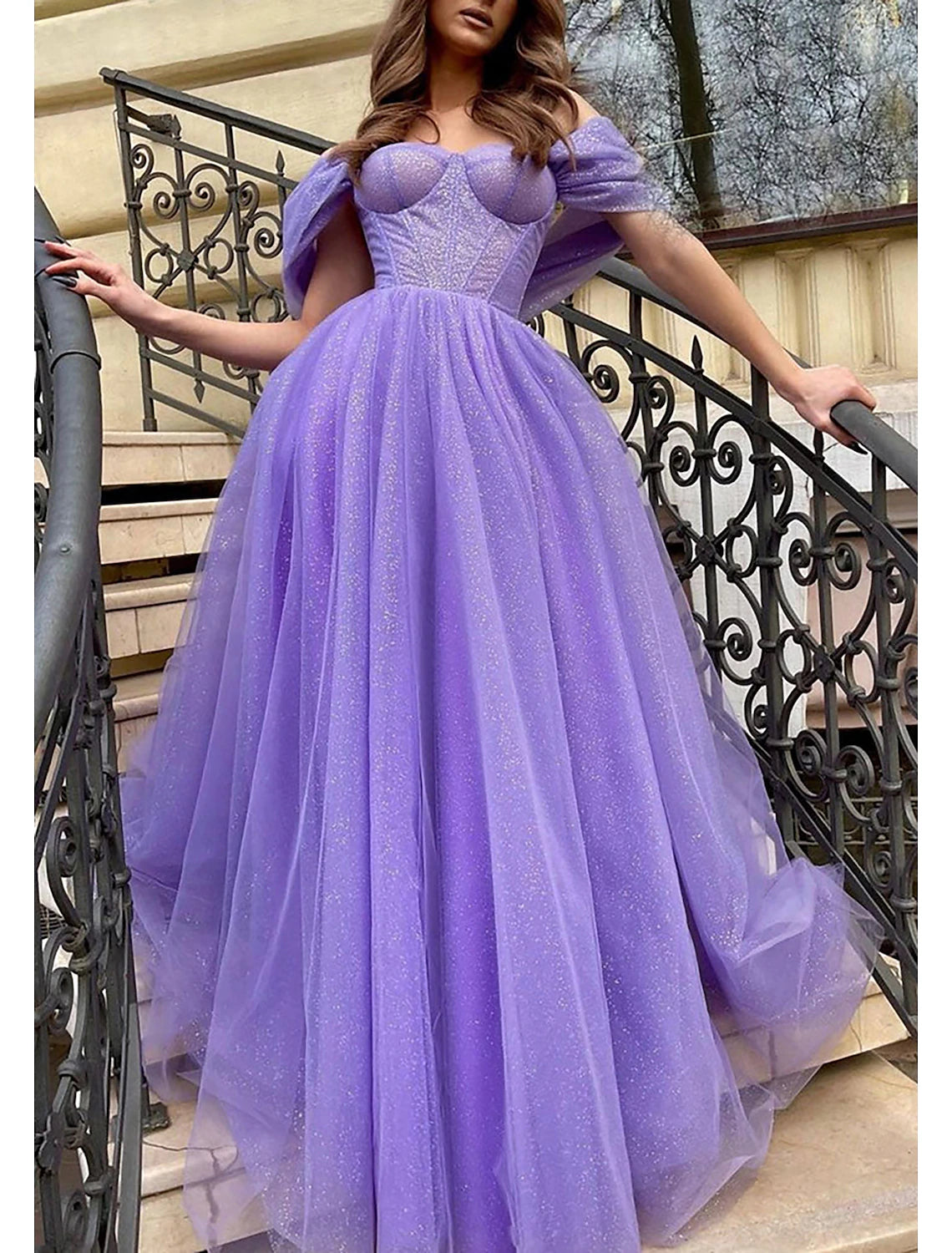 Vestido de fiesta de corte A, vestido de fiesta brillante y resplandeciente, vestido formal de fiesta con cola larga/cortada, sin mangas, escote corazón, tul, espalda descubierta y pliegues